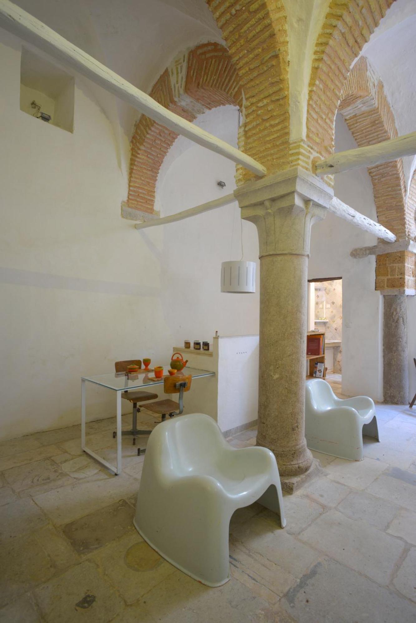 La Bleue Bed & Breakfast