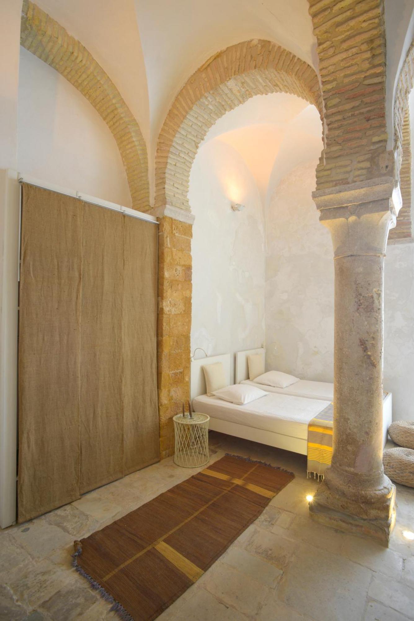 Bed & Breakfast La Bleue 2*